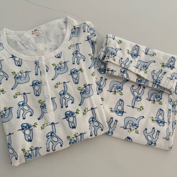 Roller Rabbit Other - Roller Rabbit Sleepy Sloth Pajamas Blue and White PJ's Sleepwear Size M